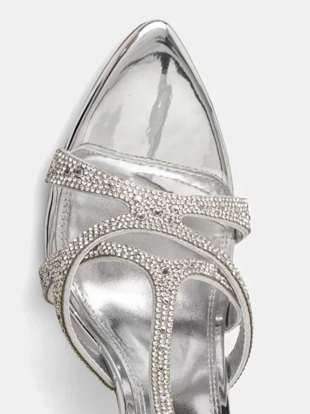 Tűsarkú körömcipő Steve Madden