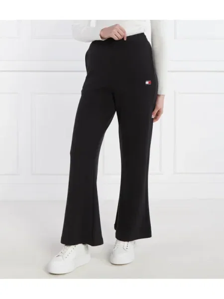 Tommy Jeans Pantaloni de trening BADGE WIDE EXT | flare fit negru