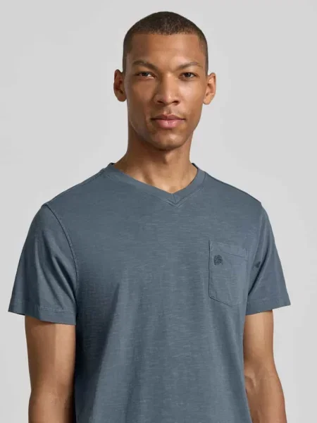 T-shirt z dekoltem w serek w kroju regular fit Lerros
