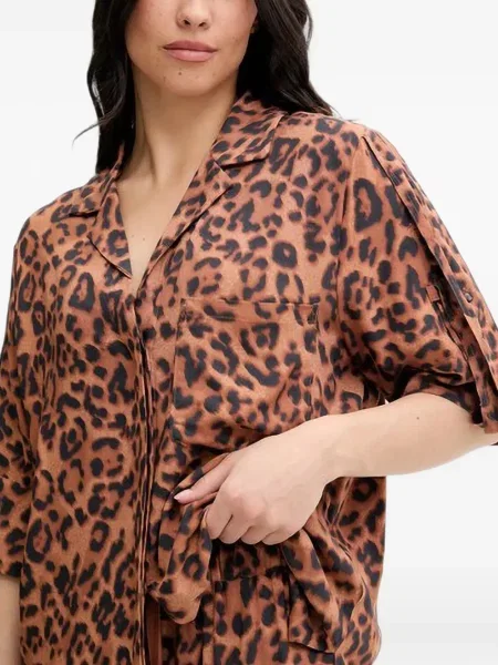 Cămașă Chantelle cu imagine cu model leopard maro