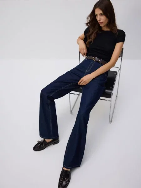 Reserved Джинси flare темно-синій сині