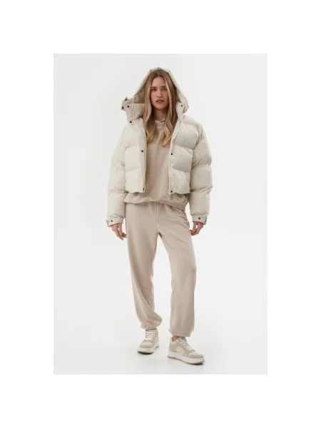 Укороченная куртка Estro бежевая