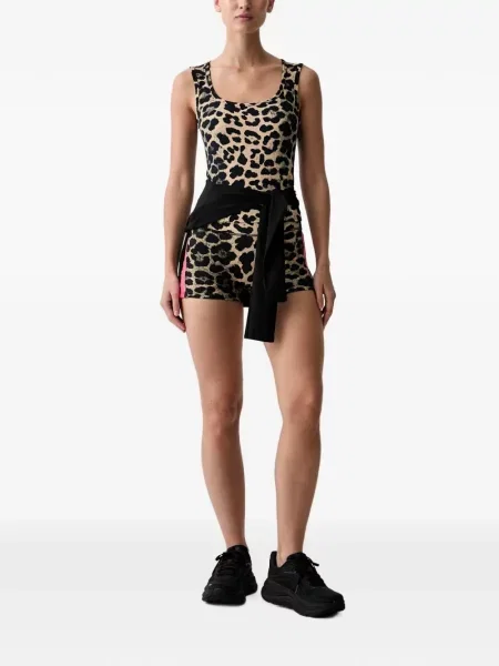 Top P.e Nation cu imagine cu model leopard
