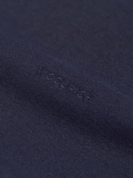 Pulover Woolrich cu broderie cu decolteu rotund albastru