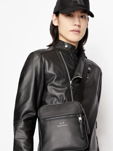Geantă crossbody Armani Exchange negru