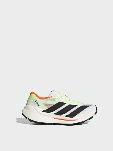 Кроссовки Adidas Terrex белые