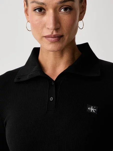 Calvin Klein Jeans рокля с черно