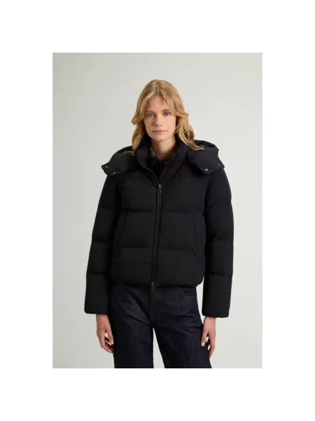 Kurtka puchowa Woolrich czarna