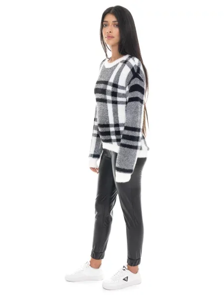 Leone Glam Winter sweter w kratkę z okrągłym dekoltem i metką z logo czarny