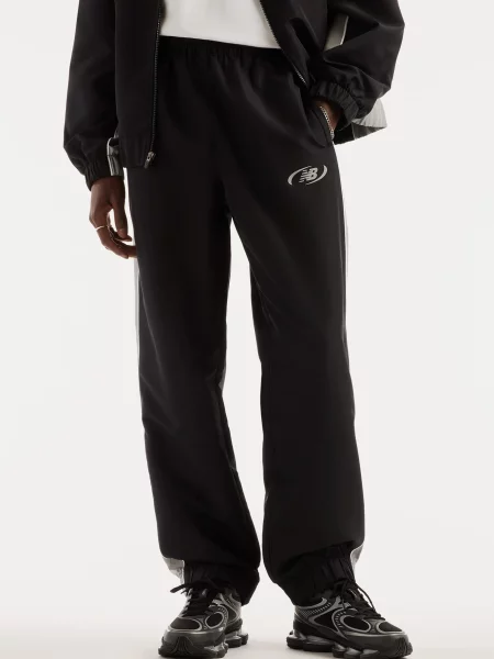 Спортивные штаны New Balance черные