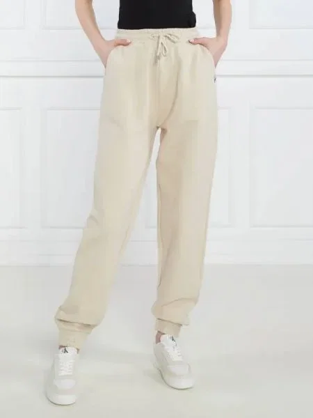 CALVIN KLEIN JEANS Pantaloni de trening TAB OTTOMAN | Straight fit bej