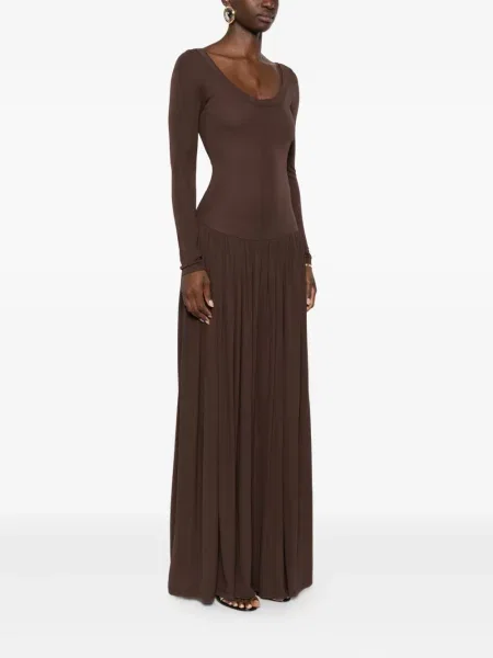 Rochie maxi Aya Muse lungă de costum maro