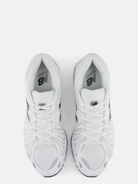 Кроссовки New Balance белые