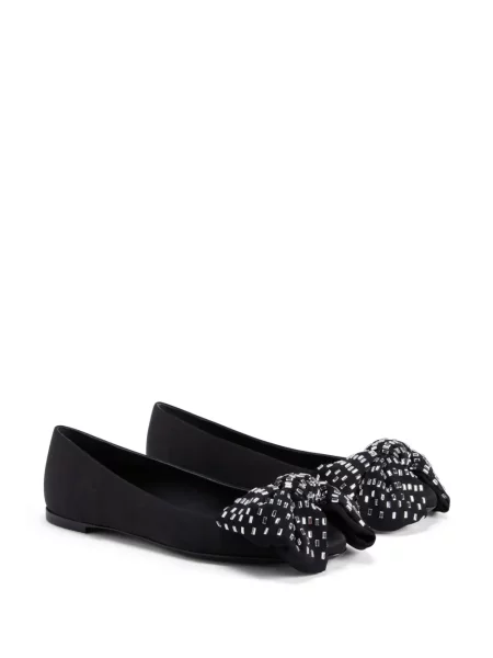 Bateliai Giuseppe Zanotti su lankeliu juoda