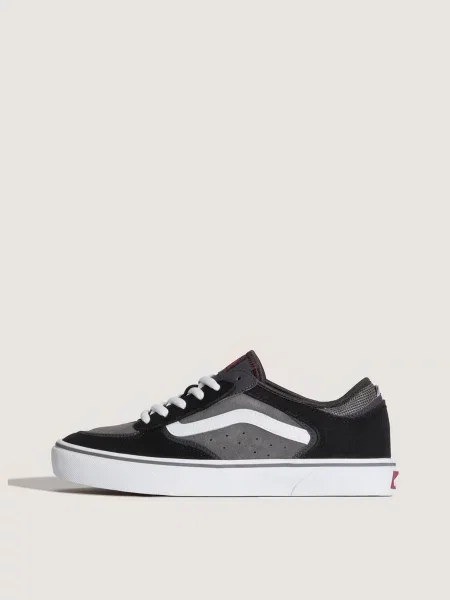 Кожаные кеды Vans черные