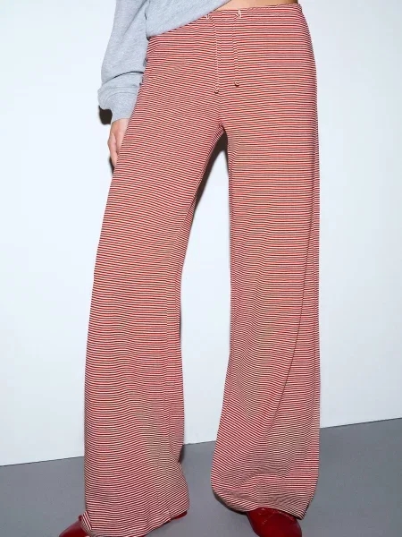 Bershka Pantaloni roșu alb
