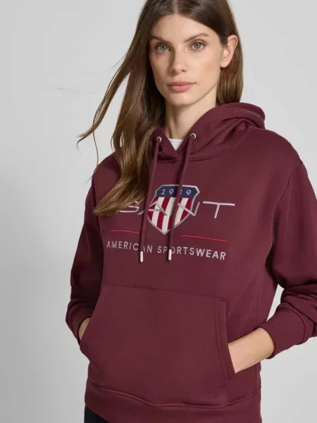 Bluza z kapturem i wyhaftowanym logo Gant bordowa