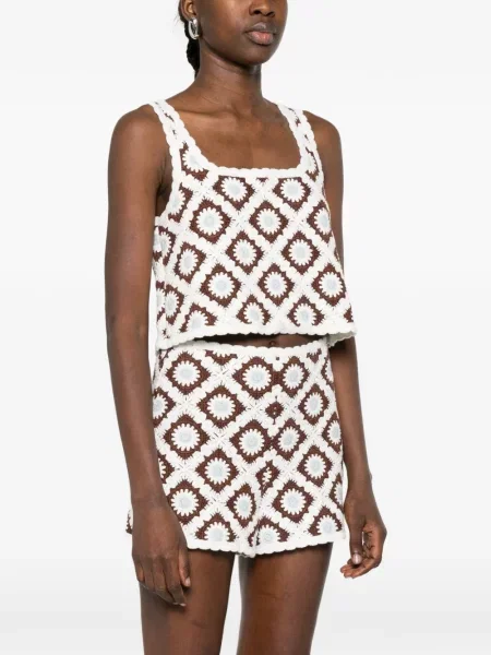 Top Maje cu broderie cu model floral alb