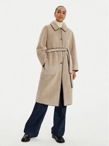 Палто OUI преходен модел с уголемена кройка бежово