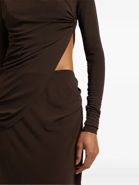 Rochie maxi Christopher Esber drapată de costum maro