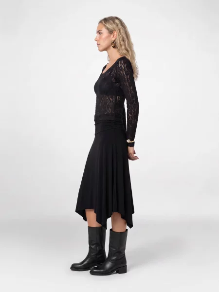 Top Vero Moda s čipkom crna