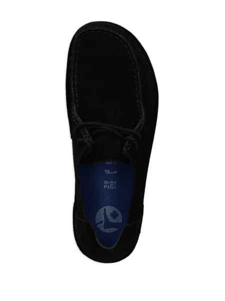 Ниски обувки Birkenstock с връзки с дантела черно