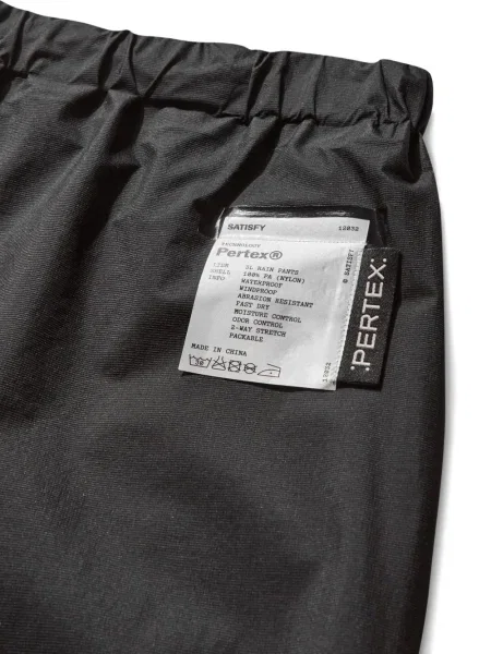 Pantaloni Satisfy negru