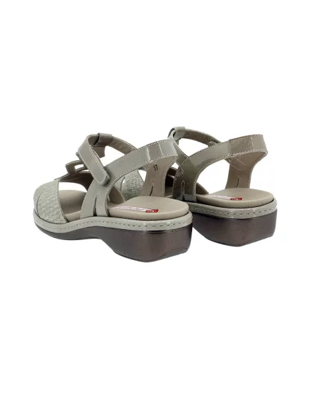 Pantofi Piesanto maro