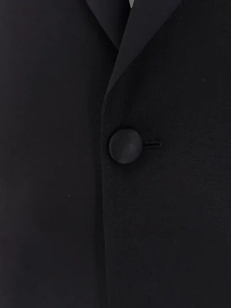 Costum Lardini din satin cu rever negru