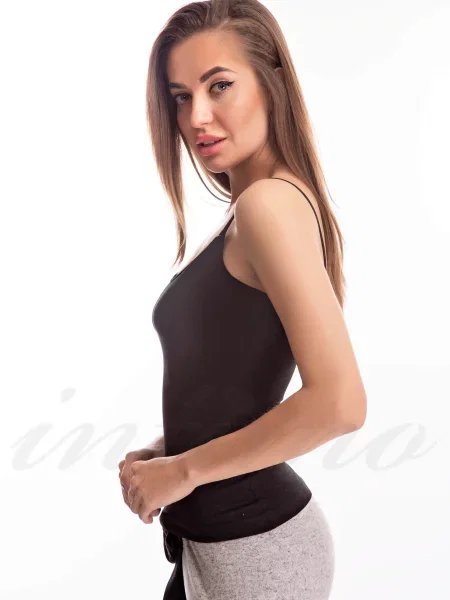 Базовая женская майка из біла