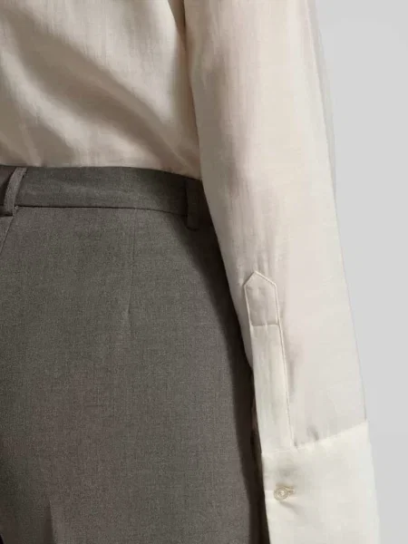 Spodnie z zakładkami w pasie o kroju straight fit z dodatkiem model ‘TEXAS’ Vero Moda