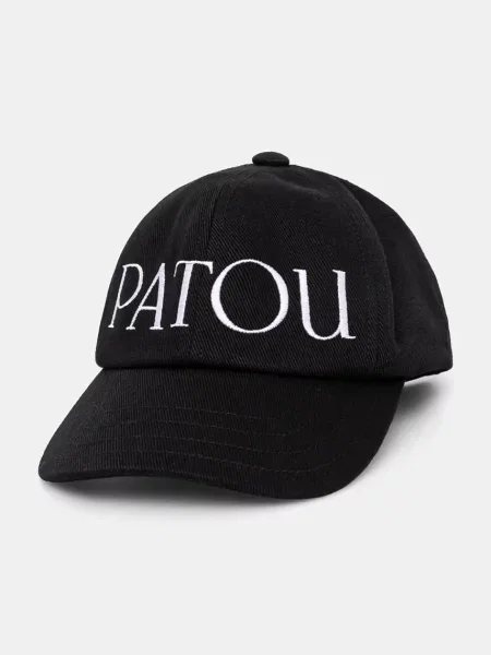 Шапка с козирка Patou с апликация черно