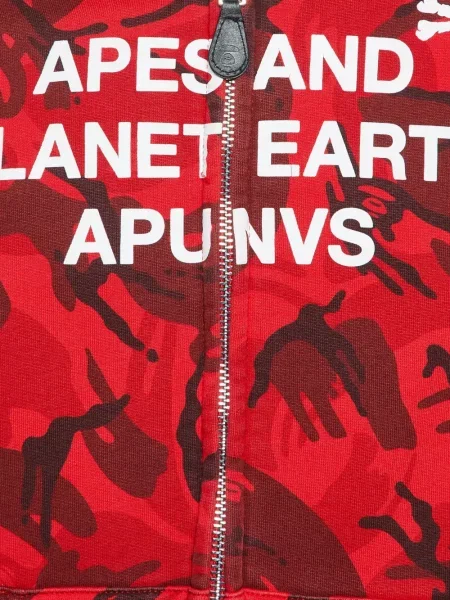 Камуфлажно обратим яке A Bathing Ape® с принт червено