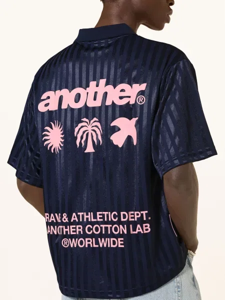 Another Cotton Lab koszulka polo Rave & Athletic Socc Kobiety Sztuczne włókno niebieski S różowa