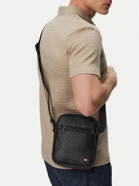 TOMMY HILFIGER Geantă de umăr negru