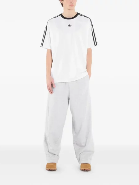 Dlouhé běžecké boty Adidas Terrex s krátkými rukávy s výstřihem do v černé