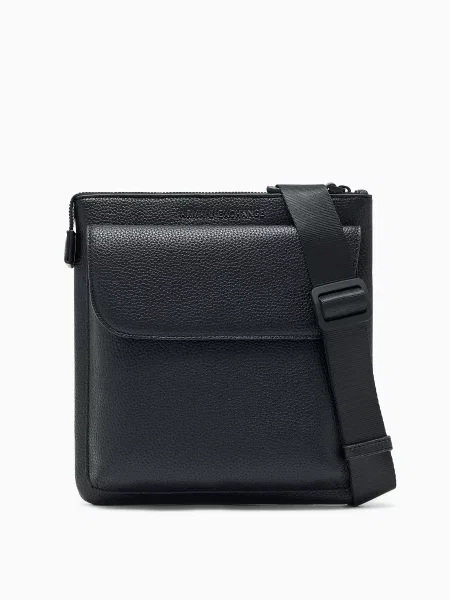 Сумка через плечо Armani Exchange черная