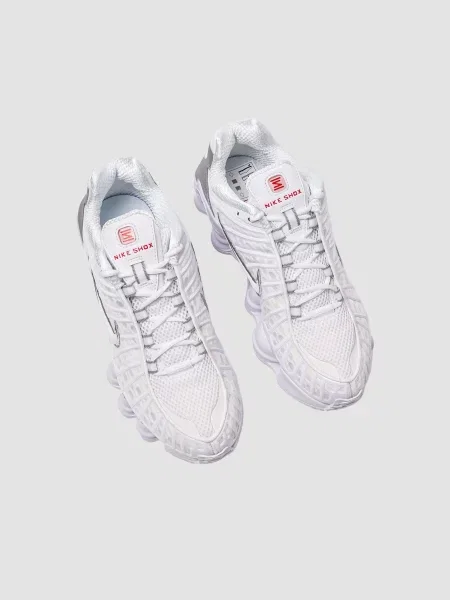 Повседневные кроссовки Nike белые