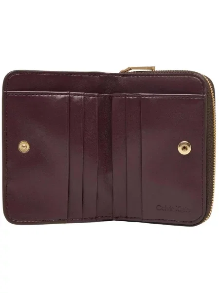 Peňaženka Calvin Klein Ck Croc Medium Flap Zip Around hnedá