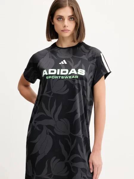 Рокля adidas Tiro къса със стандартна кройка черно