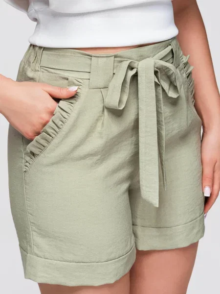 Decupat pantaloni scurți Ombre cu talie înaltă verde