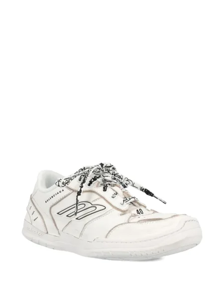 Top Balenciaga