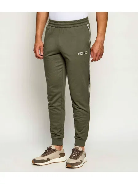 Pantaloni de trening