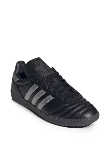 Sneakerși Adidas Barricade cu dungi gri