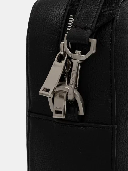 Calvin Klein Чанта x x 75 cm черно