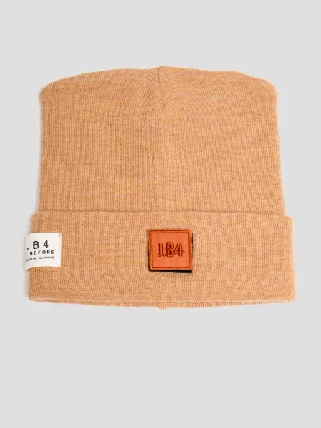 Шапка J.b4 Just Before бежевая