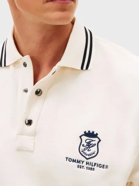 Свитер Tommy Hilfiger белый