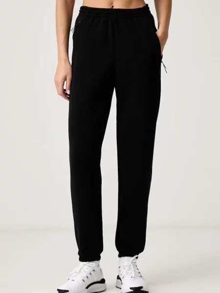 Pantaloni Under Armour negru