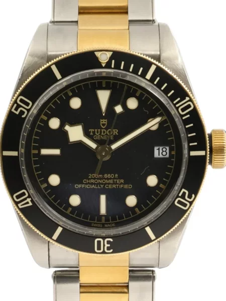 Ceas Tudor negru