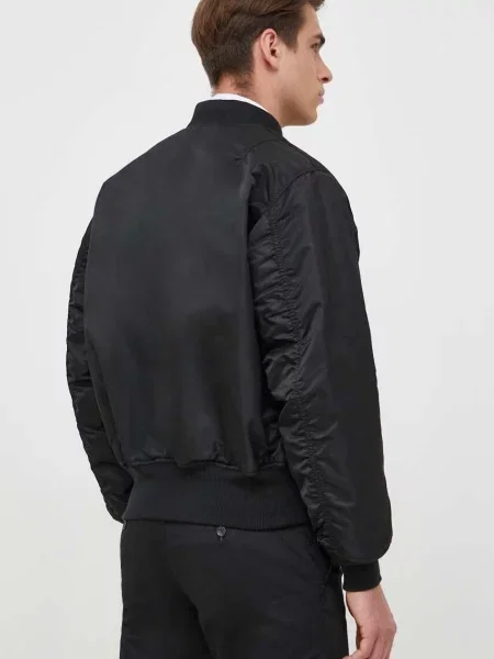 Бомбер Alpha Industries черный